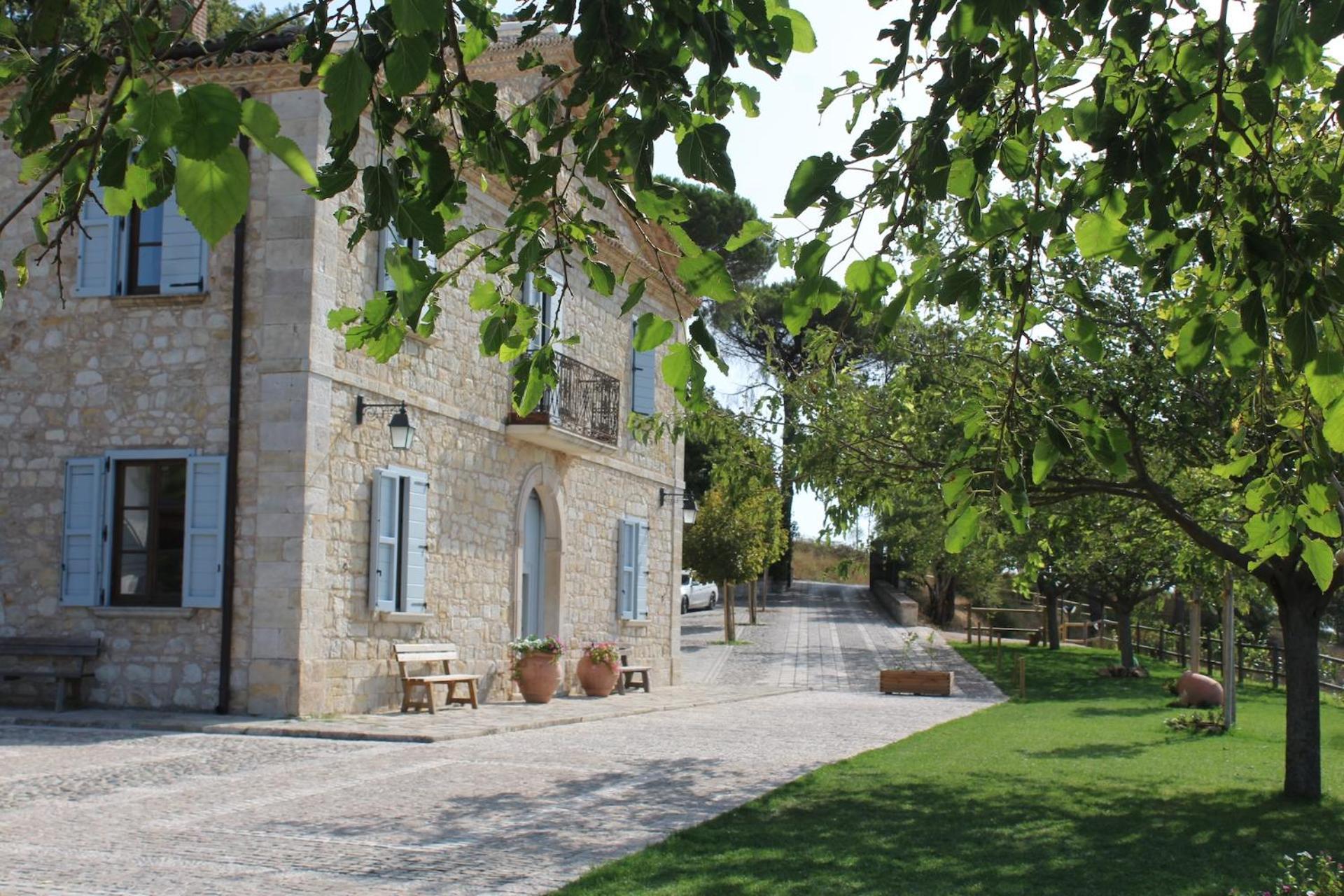 I Casali Di Colle Monte Villa San Giuliano di Puglia Exterior foto